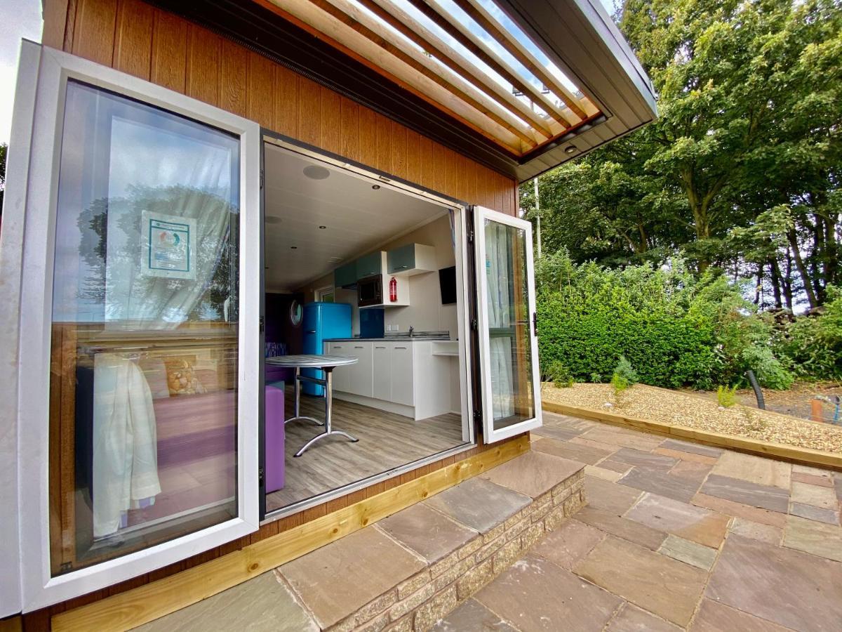 Elletson Park Wood Fired Hot Tubs, Caravans & Pods Pilling المظهر الخارجي الصورة