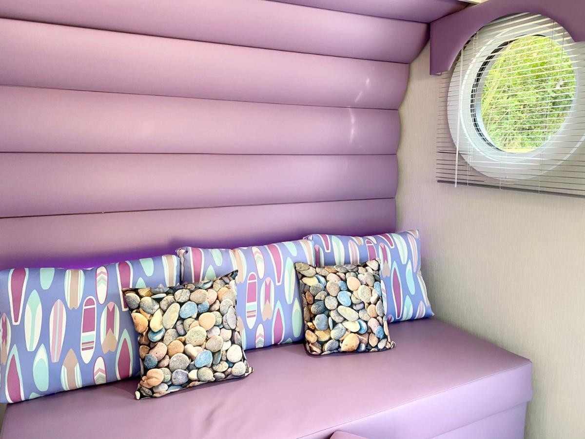 Elletson Park Wood Fired Hot Tubs, Caravans & Pods Pilling المظهر الخارجي الصورة