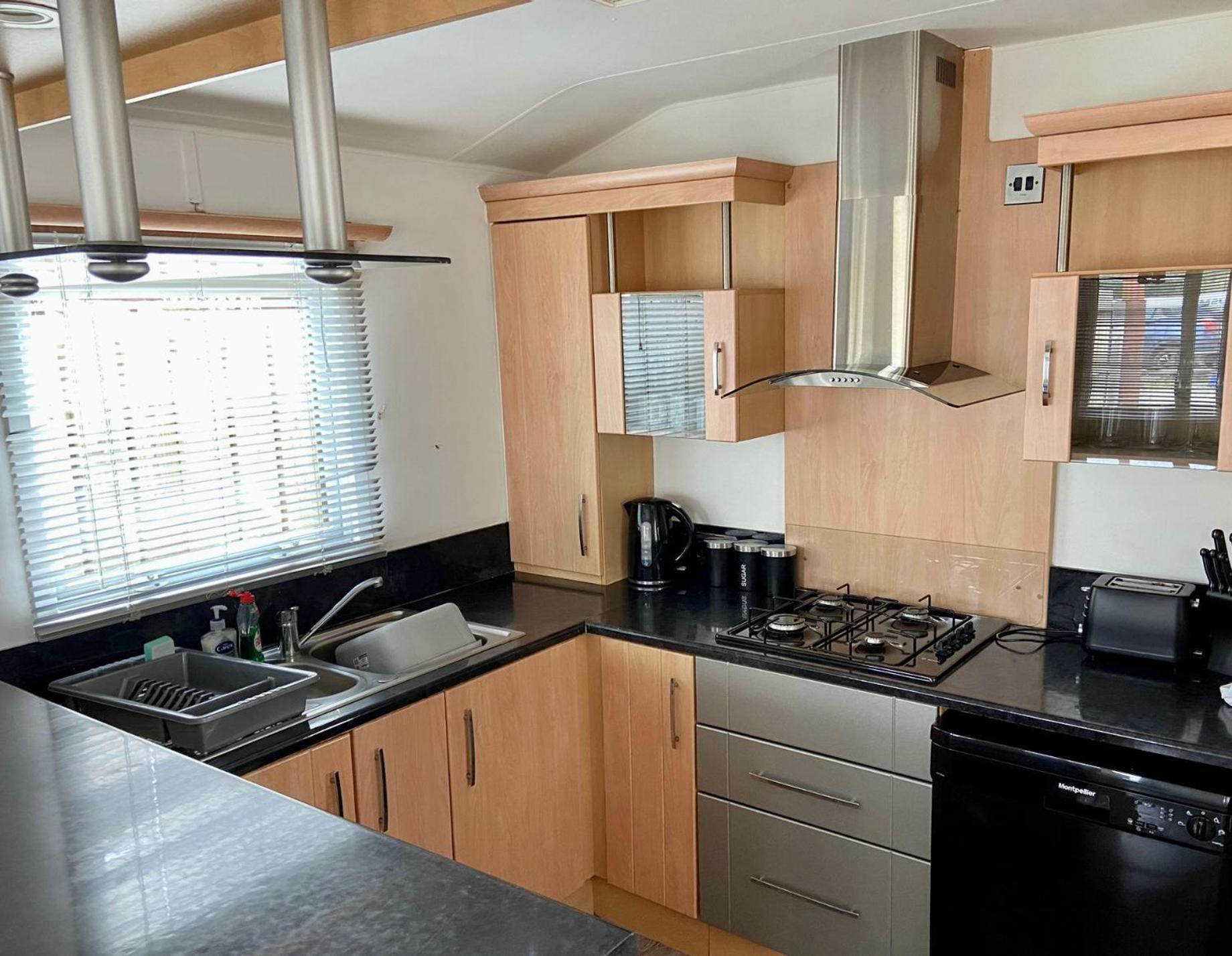 Elletson Park Wood Fired Hot Tubs, Caravans & Pods Pilling المظهر الخارجي الصورة